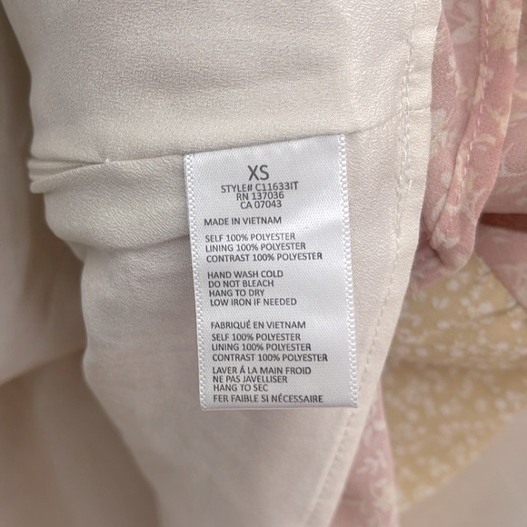 ❤️ 🆕 ANTHROPOLOGIE PAPER CRANE Floral Pink and Cream Women's Top Size XS - Picture 7 of 7